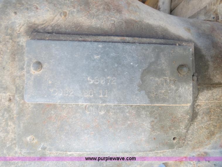 image for item B4742 1989 Ford F800 flatbed truck