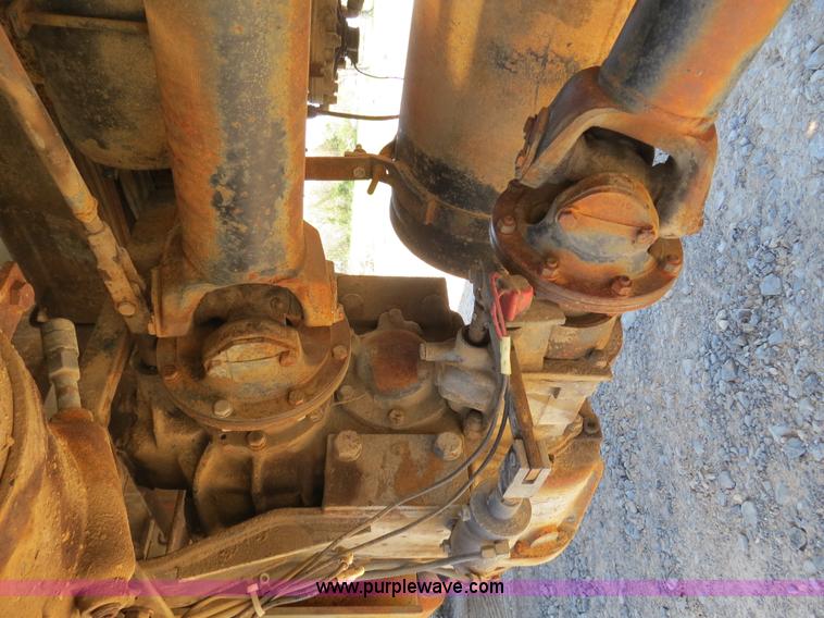 image for item B4742 1989 Ford F800 flatbed truck