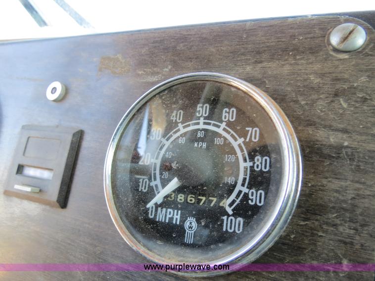 image for item B4743 1975 Kenworth W900 dump truck