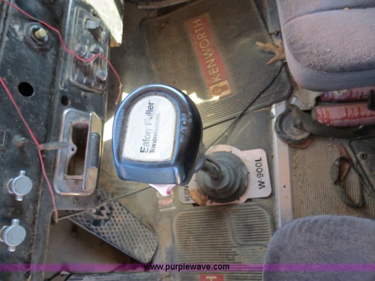 image for item B4743 1975 Kenworth W900 dump truck