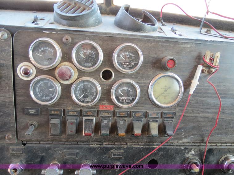 image for item B4743 1975 Kenworth W900 dump truck