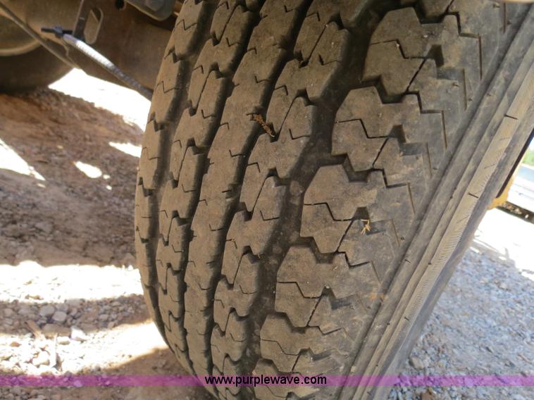 image for item B4751 2006 Bil-jax 5533A portable boom lift