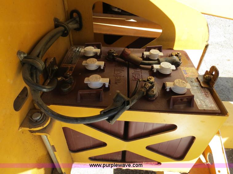 image for item B4751 2006 Bil-jax 5533A portable boom lift