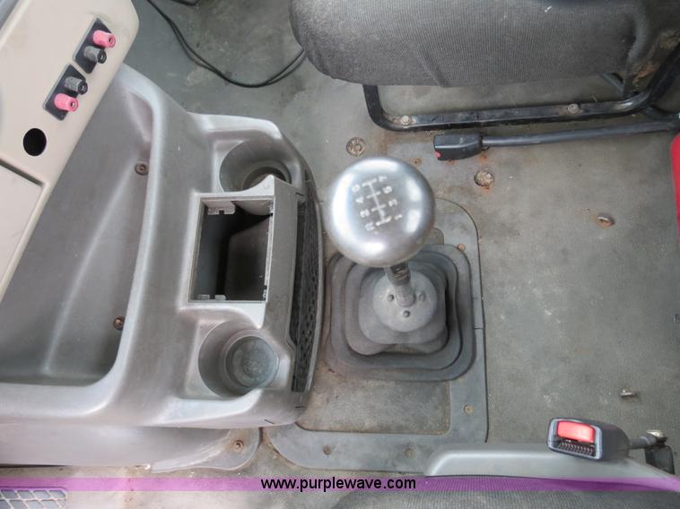 image for item B4753 2005 Sterling A9500 semi truck