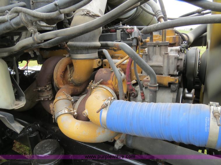 image for item B4753 2005 Sterling A9500 semi truck