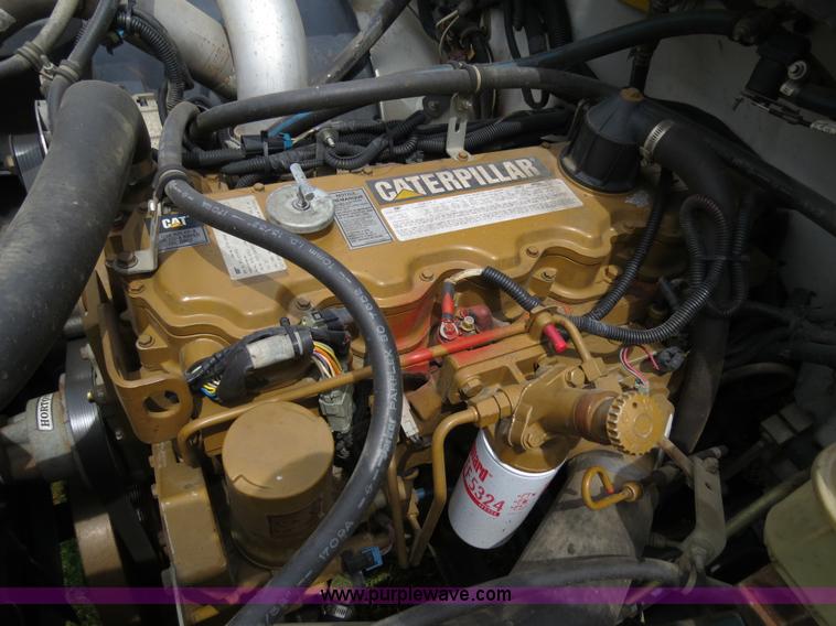 image for item B4754 2000 Freightliner FL50 Business Class truck