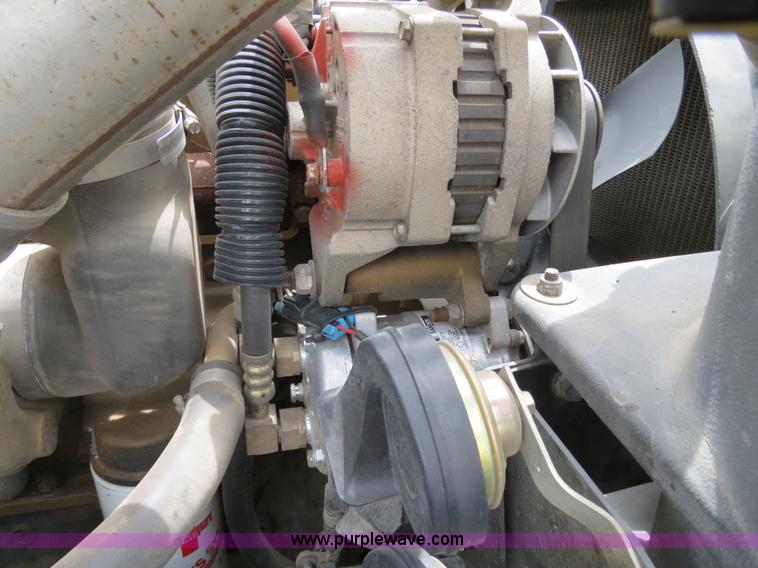 image for item B4754 2000 Freightliner FL50 Business Class truck