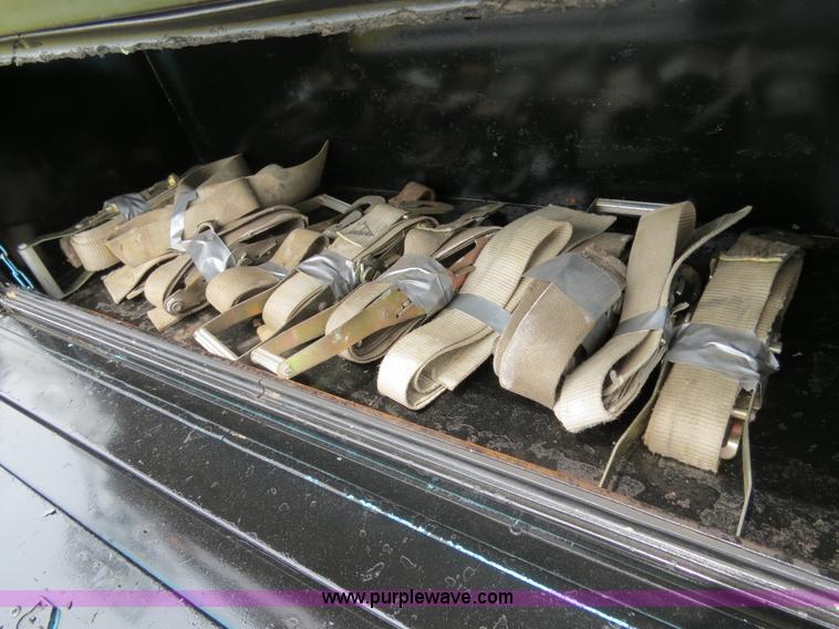 image for item B4754 2000 Freightliner FL50 Business Class truck