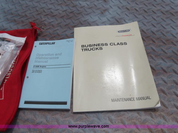 image for item B4754 2000 Freightliner FL50 Business Class truck