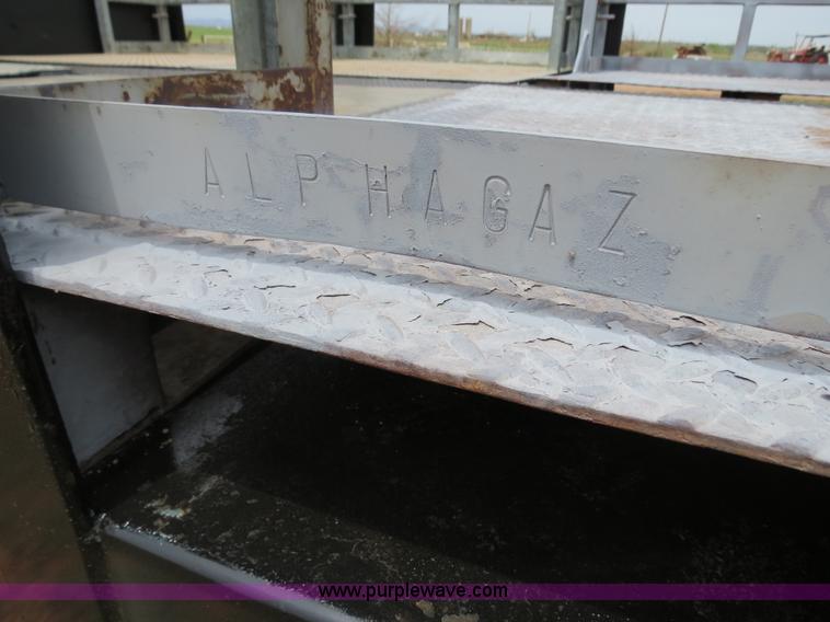 image for item B4754 2000 Freightliner FL50 Business Class truck