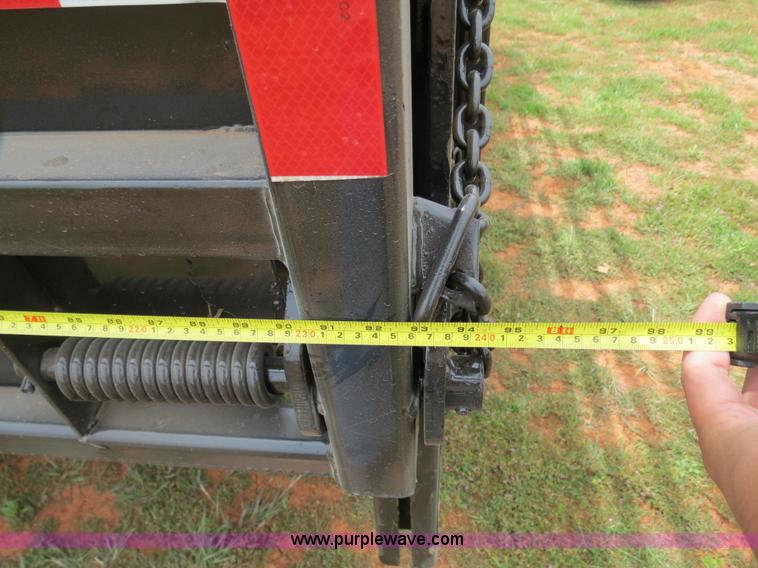 image for item B4754 2000 Freightliner FL50 Business Class truck