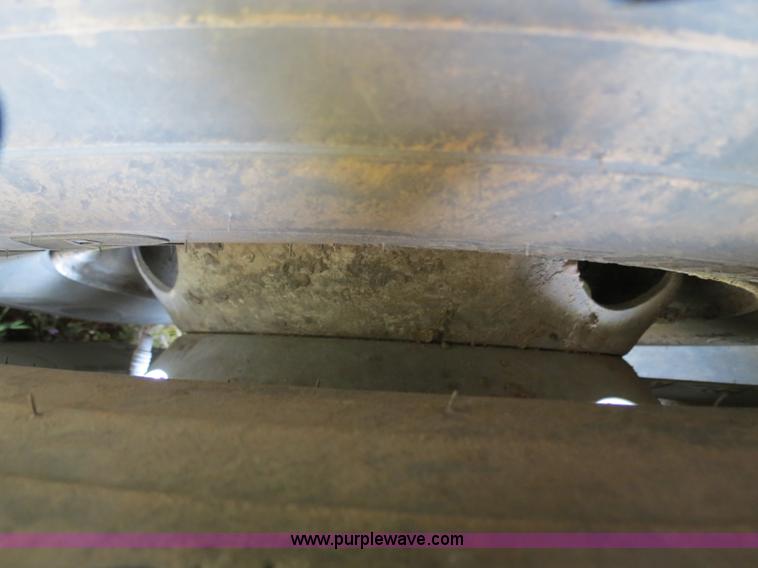 image for item B4754 2000 Freightliner FL50 Business Class truck