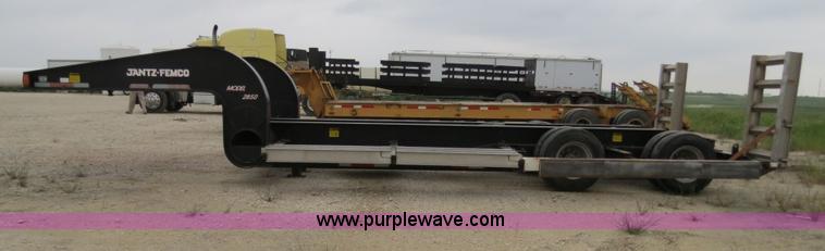 image for item B4764 1998 Jantz-femco combine/sprayer trailer