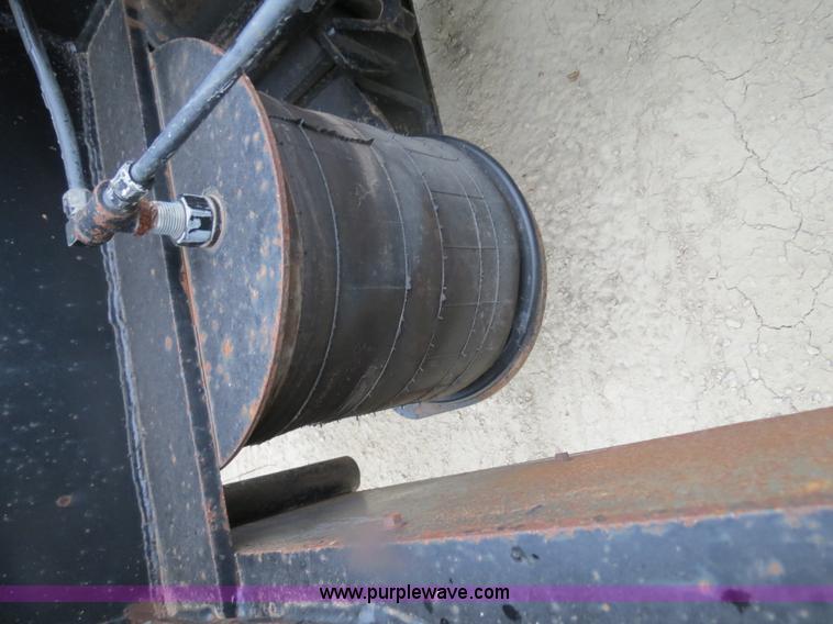 image for item B4764 1998 Jantz-femco combine/sprayer trailer