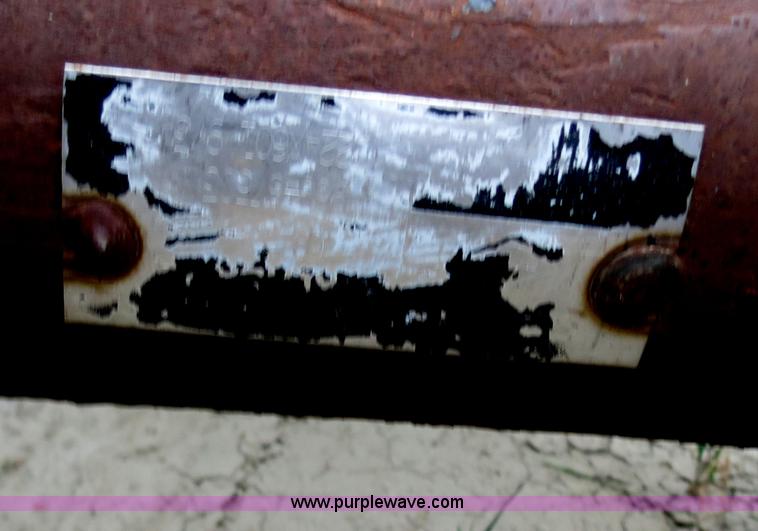 image for item B4764 1998 Jantz-femco combine/sprayer trailer