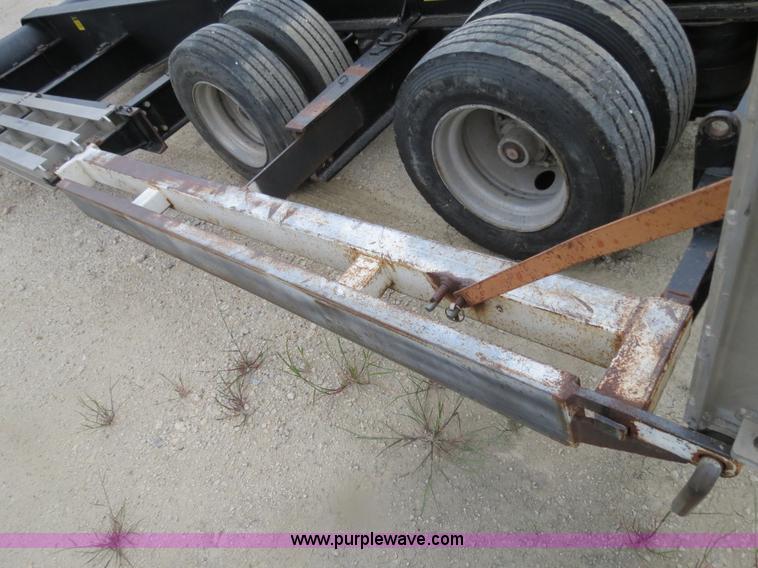 image for item B4764 1998 Jantz-femco combine/sprayer trailer