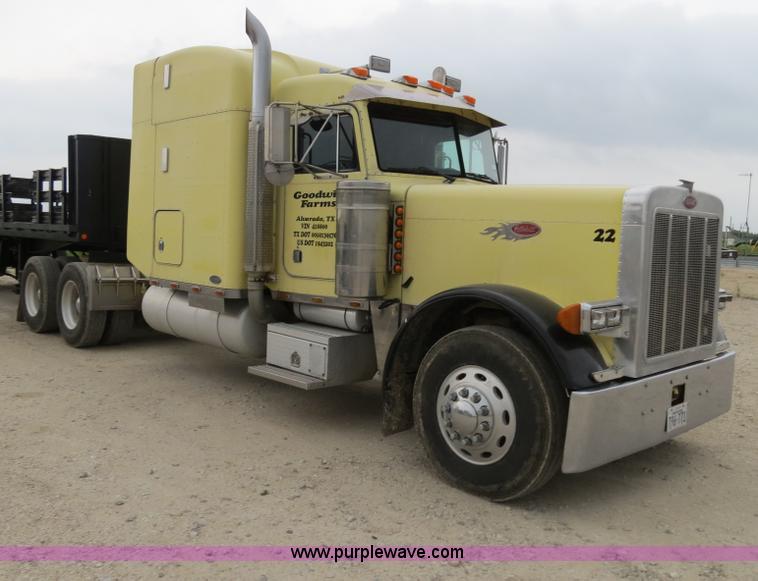 image for item B4767 1996 Peterbilt 379 semi truck