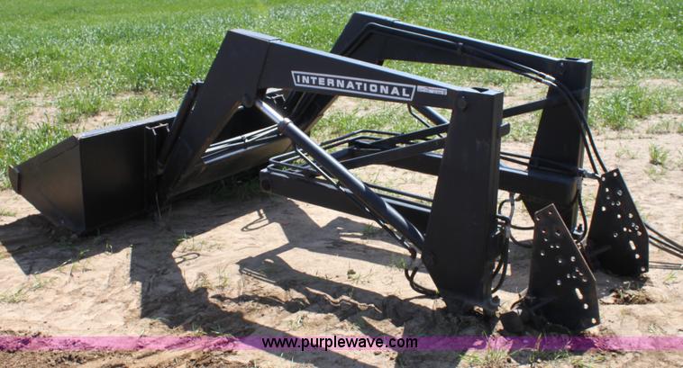 image for item C1107 Swartz loader