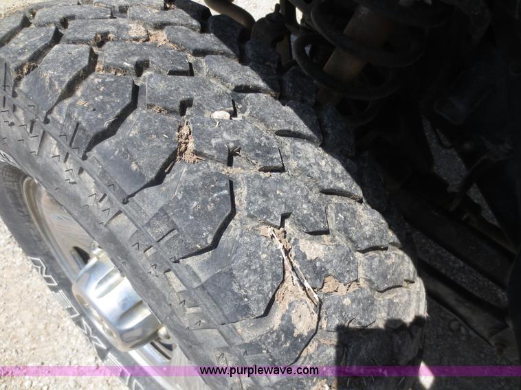 image for item D5838 1996 Dodge Ram 2500 Club Cab pickup truck