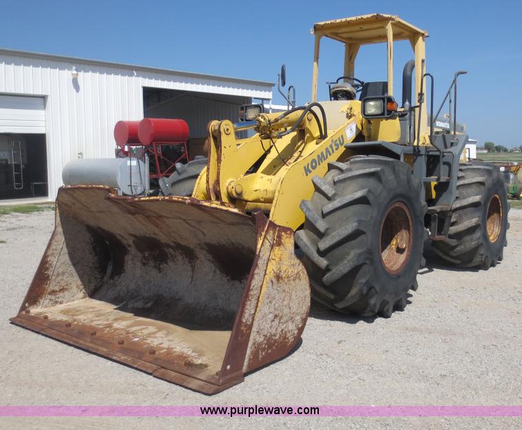 image for item D5839 1999 Komatsu WA320-3MC wheel loader