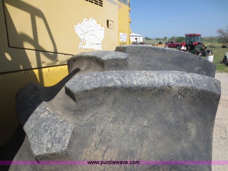 image for item D5839 1999 Komatsu WA320-3MC wheel loader