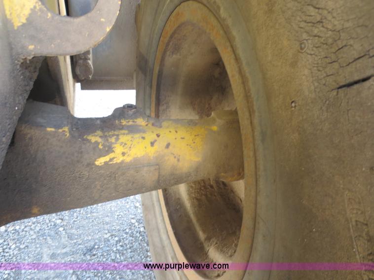 image for item D5839 1999 Komatsu WA320-3MC wheel loader