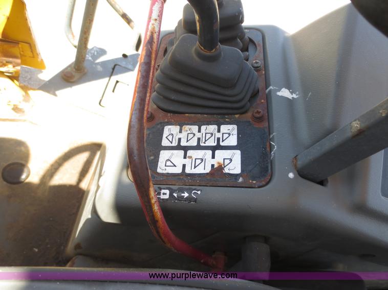 image for item D5839 1999 Komatsu WA320-3MC wheel loader