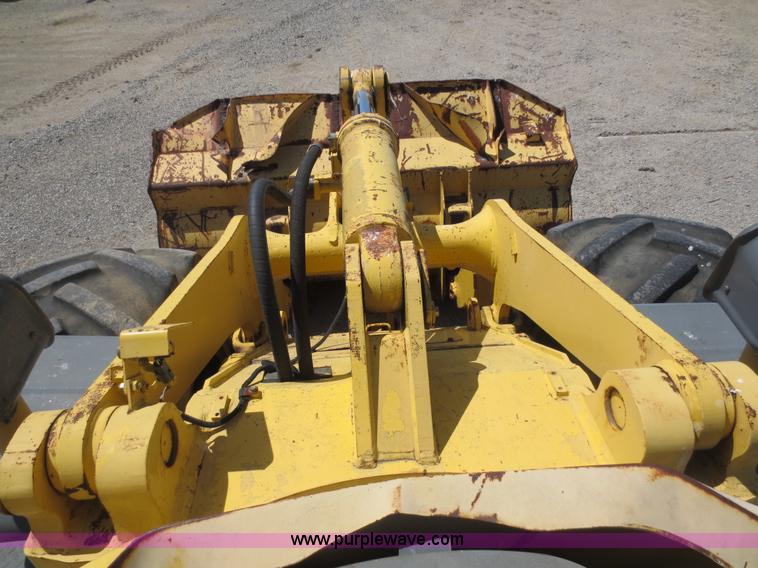 image for item D5839 1999 Komatsu WA320-3MC wheel loader