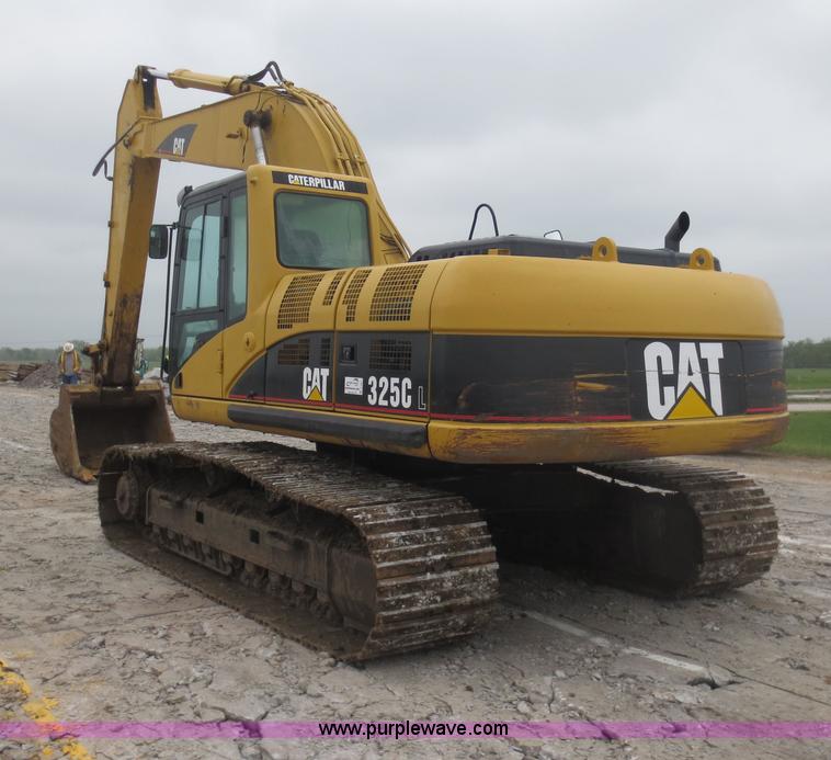 image for item D5841 2003 Caterpillar 325CL excavator