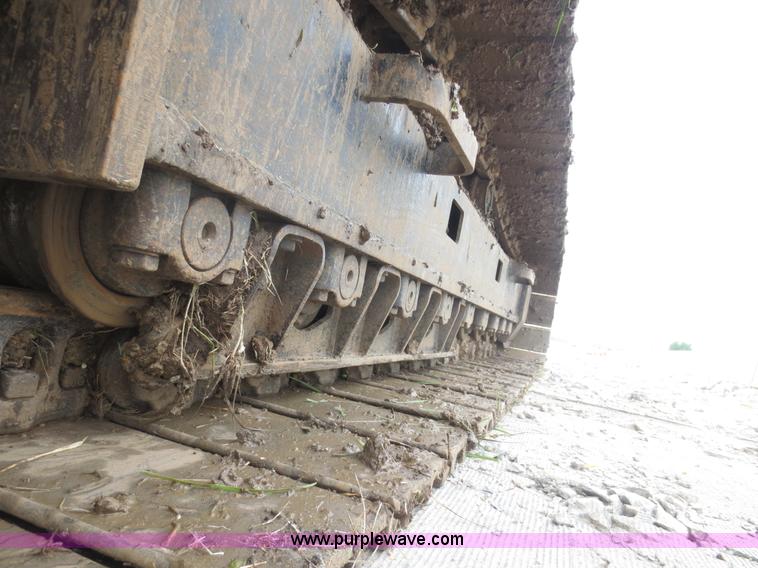 image for item D5841 2003 Caterpillar 325CL excavator