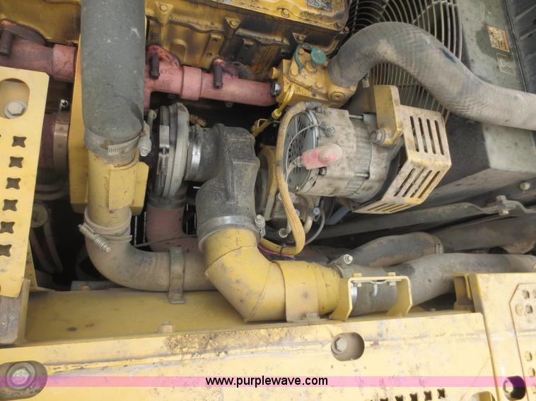 image for item D5841 2003 Caterpillar 325CL excavator