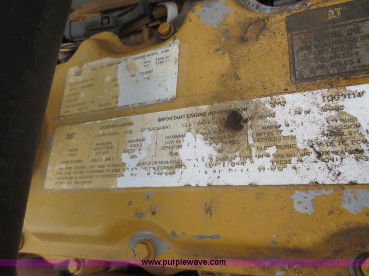 image for item D5841 2003 Caterpillar 325CL excavator