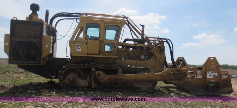 image for item D5843 1979 Caterpillar D8K with IronWolf 1040HD Crusher