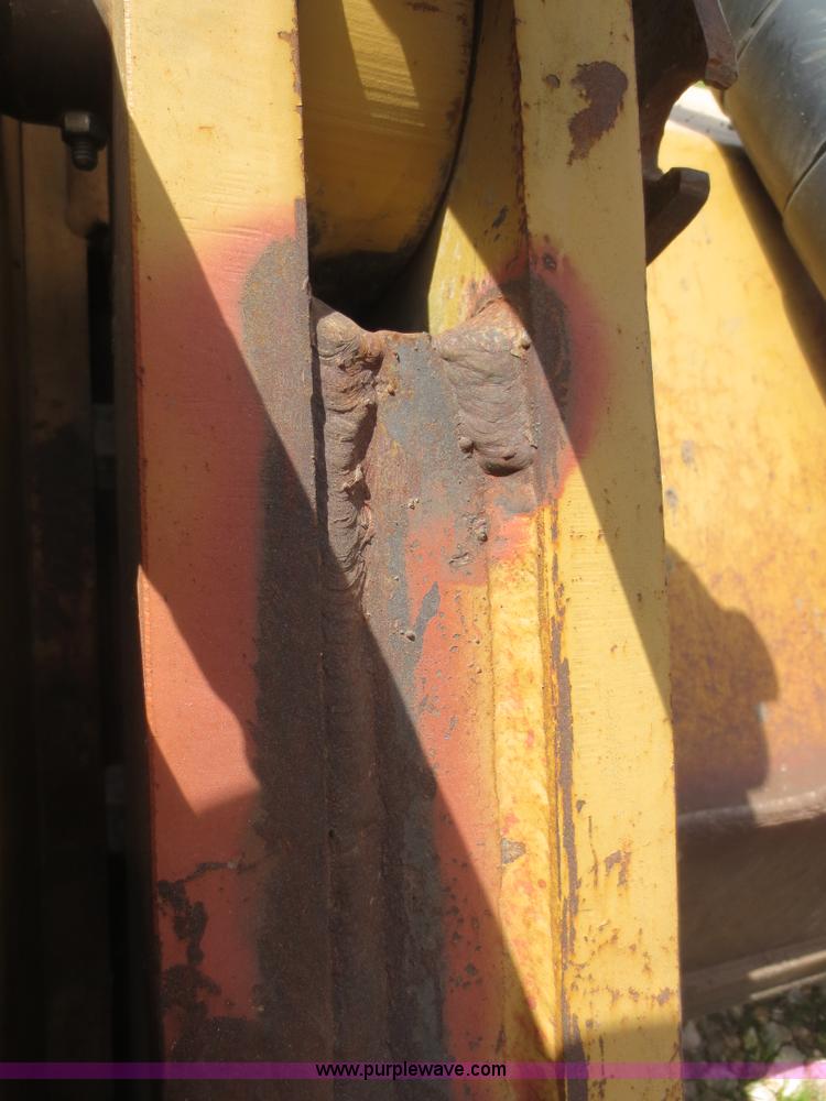 image for item D5843 1979 Caterpillar D8K with IronWolf 1040HD Crusher