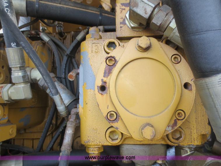 image for item D5843 1979 Caterpillar D8K with IronWolf 1040HD Crusher