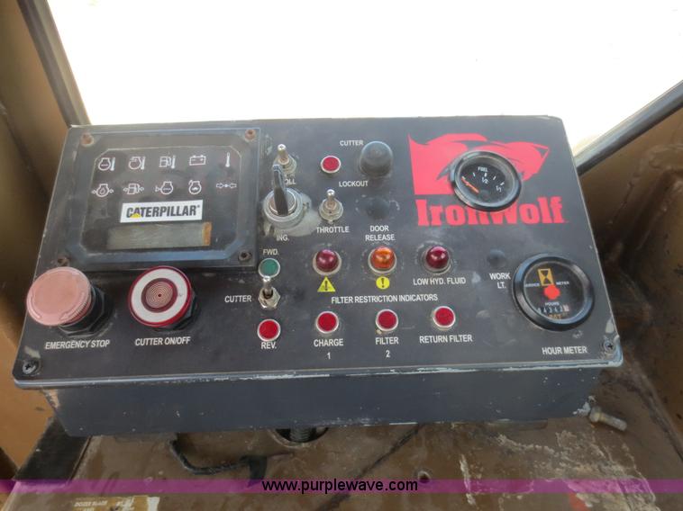 image for item D5843 1979 Caterpillar D8K with IronWolf 1040HD Crusher