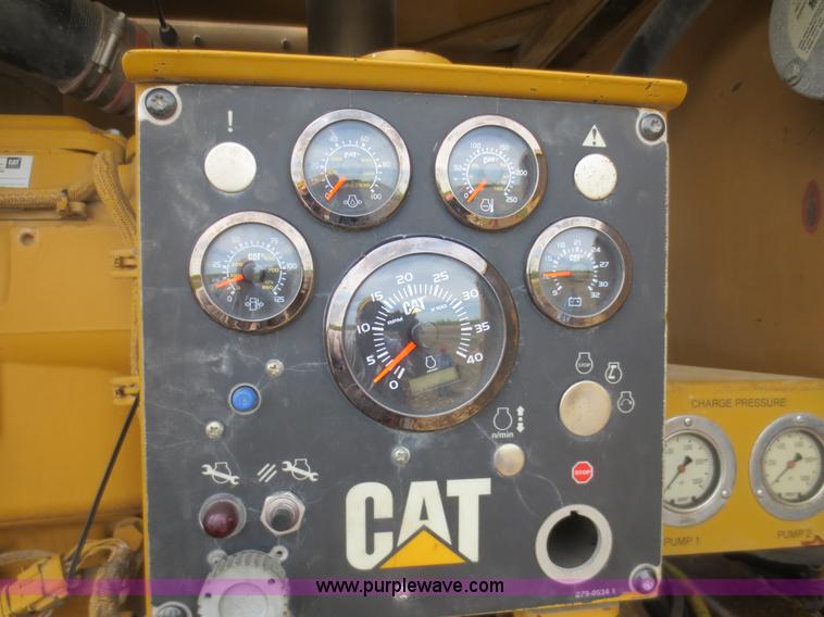 image for item D5843 1979 Caterpillar D8K with IronWolf 1040HD Crusher