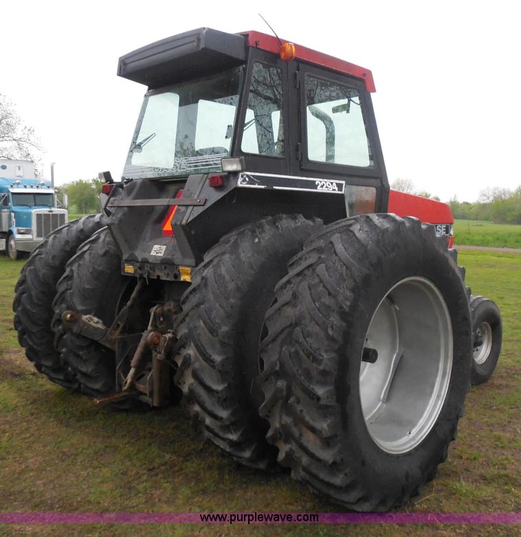 image for item D5844 1984 Case 2294 tractor