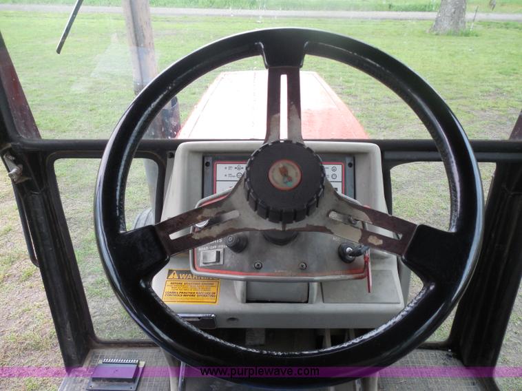 image for item D5844 1984 Case 2294 tractor