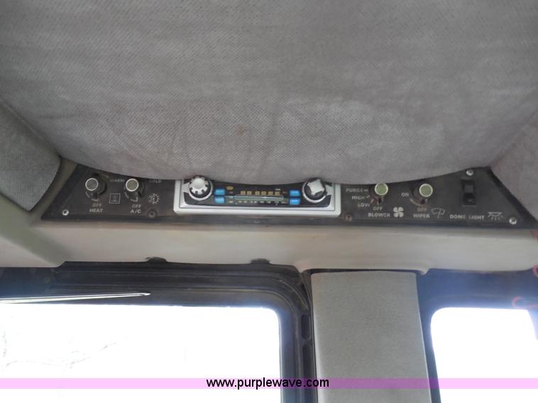 image for item D5844 1984 Case 2294 tractor