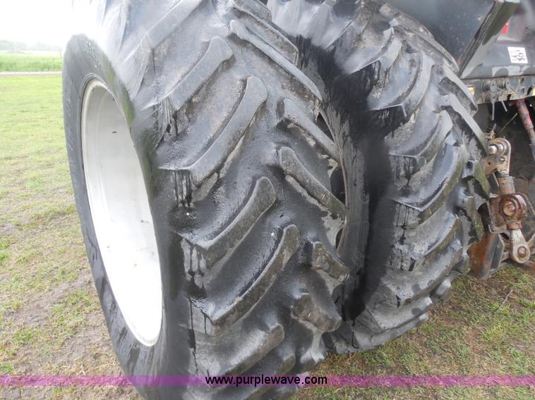 image for item D5844 1984 Case 2294 tractor