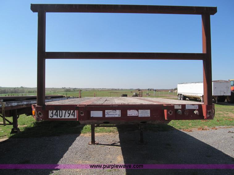 image for item E7539 1995 Fontaine 48' spread axle trailer