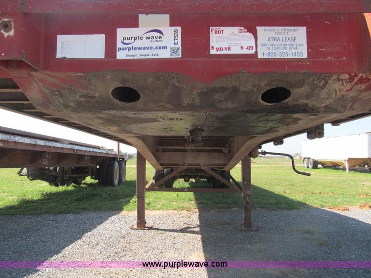 image for item E7539 1995 Fontaine 48' spread axle trailer