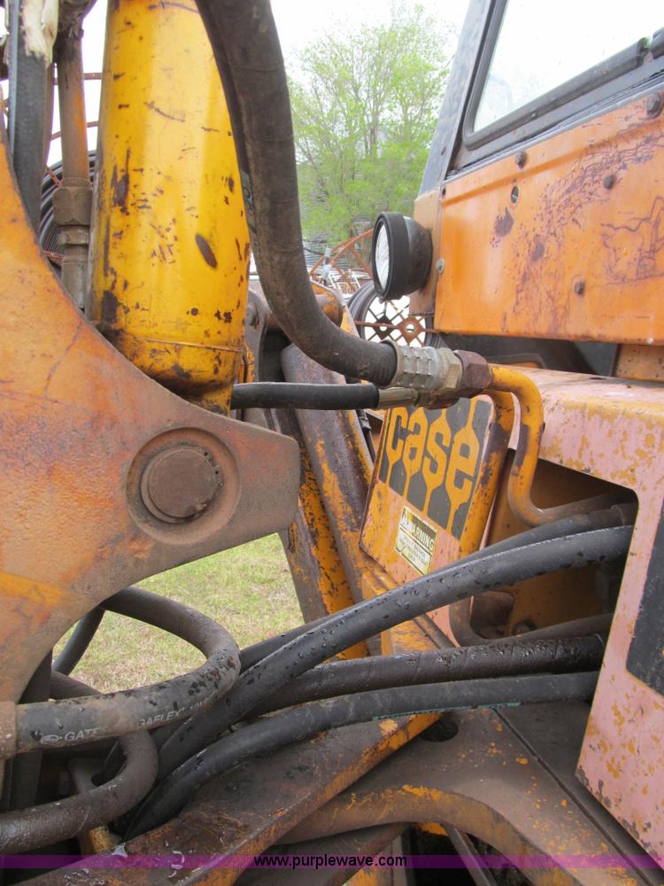 image for item E7540 1975 Case 580B Construction King backhoe