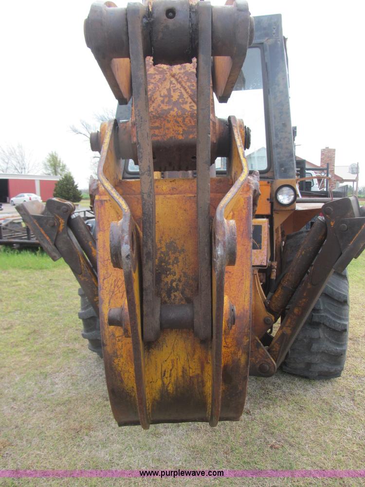 image for item E7540 1975 Case 580B Construction King backhoe