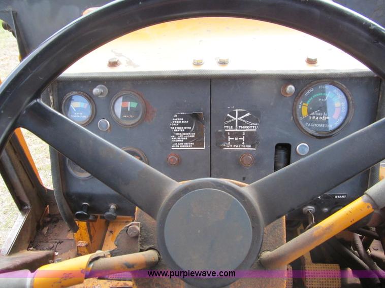image for item E7540 1975 Case 580B Construction King backhoe