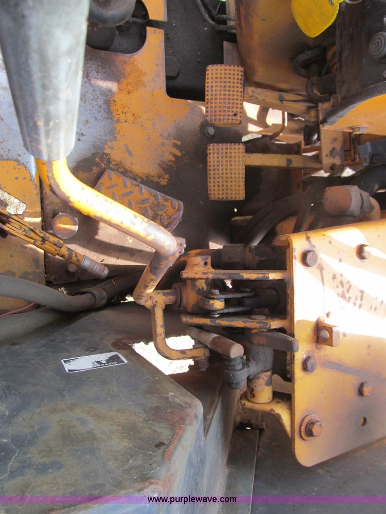 image for item E7540 1975 Case 580B Construction King backhoe