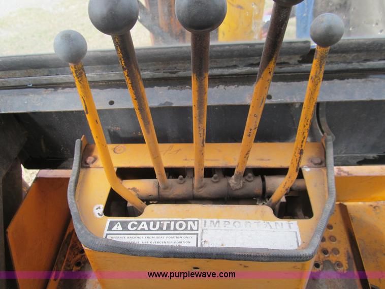 image for item E7540 1975 Case 580B Construction King backhoe