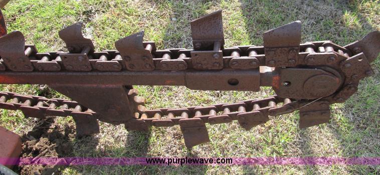 image for item E7544 Ditch Witch M4 trencher