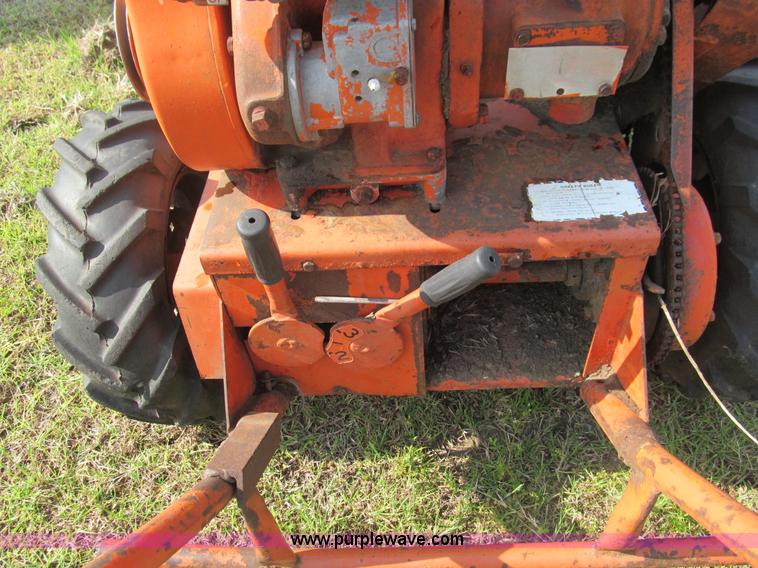 image for item E7544 Ditch Witch M4 trencher